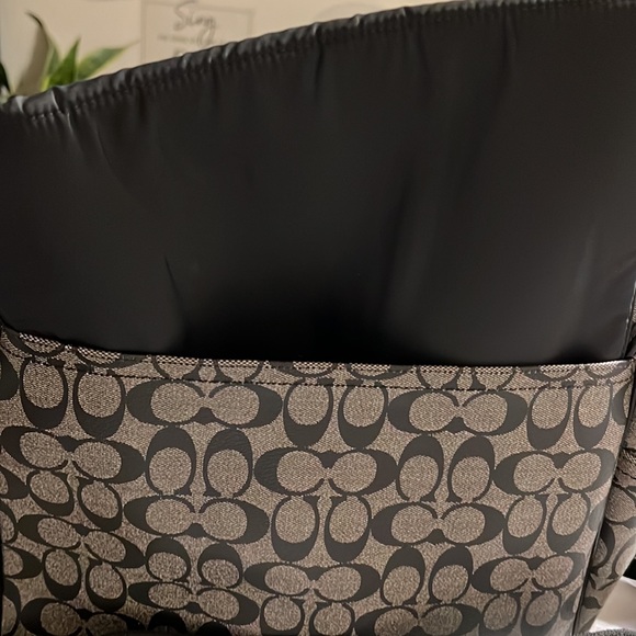 Multi use bag can be shoulder bag , laptop bag etc nwot vintage - Picture 6 of 8